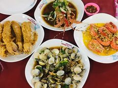 -班赞海鲜市场胖阿姨加工点