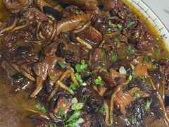 -老码头黑皮肘子锅包肉(赣水路店)