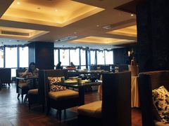 -深圳罗湖东门步行街亚朵X酒店