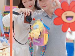 -燕莎奥特莱斯购物中心