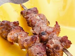 -烤肉小伙烤肉店
