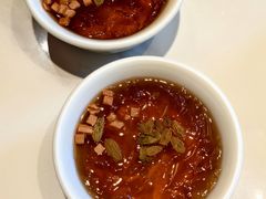 -饭橘汉江码头·乡野土菜馆(静安路店)