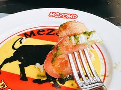 水牛芝士鲜茄沙拉-Mezomd曼索蒂西班牙餐厅(广粤店)