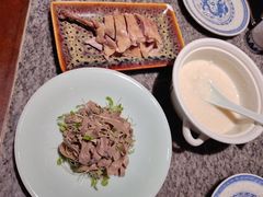 椿风绿百叶-南京大牌档(青岛万象城店)