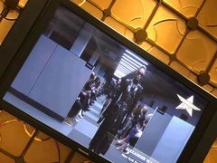 -朝(澳门伦敦人店)