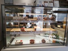 面包甜点陈列柜-AHAVA·Fang Baking Studio