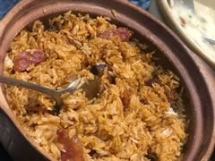 招牌腊味煲仔饭-高第街56号港式餐厅·精选(世茂广场宽厚里大明湖店)