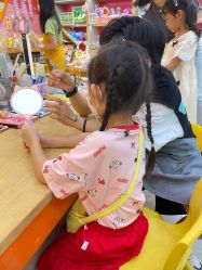-嘻鸭涂(福田·卓悦汇哈尼彩虹店)