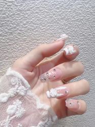 -桃色美甲沙龙