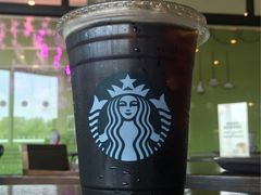 -星巴克臻选(盐城金鹰聚龙湖店)