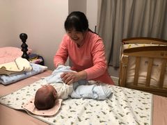 -爱的果实月嫂育婴师(世纪东方店)