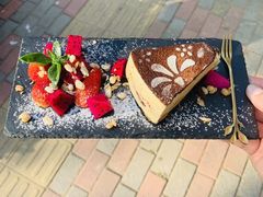 -Rabbit Cafe私房西餐甜点咖啡(栖霞路店)