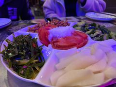 特色凉菜拼盘-沪上名羊天下•烤羊腿•东北烧烤•小龙虾(浦东直营总店)