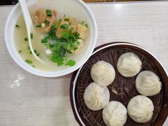 -珊珊小笼馆(仙霞路店)