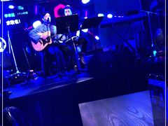 -以串成名·音乐烤吧(曹路恒越荣欣店)