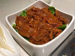 -海底捞火锅鲜切牛肉主题店(长寿路店)