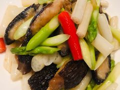 羊肚菌酿虾滑炒藕尖-榕意·川味之美(深业上城店)