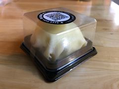 芒果班戟-艾加柒克蛋糕茶歇甜品台(春熙路店)