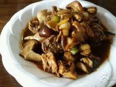 香菇烧土鸡-老味道1992(武当山店)