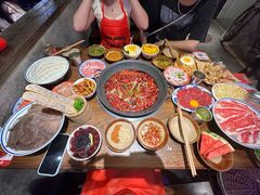 -萍姐火锅·公路夜市(武汉首店)