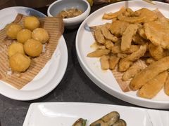 -五谷丰登农家院·地道胶东菜·海鲜烧烤(威海店)