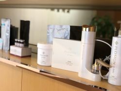 -JNK皮肤管理中心