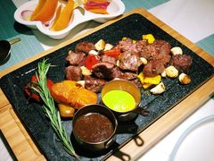 田园澳洲骰子牛肉-蜜桃花开·中西融合菜E&W(南长街店)