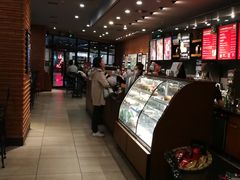 -星巴克(上海虹桥新天地二店)