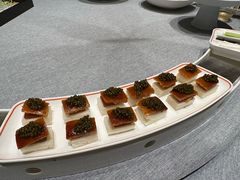 鱼子酱烤鸭-柿合缘新京菜(静安嘉里中心店)