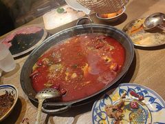 -旧街市鲜货老火锅(大光路店)