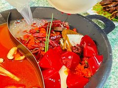 -肖婷姐大铁锅重庆火锅(南湖店)