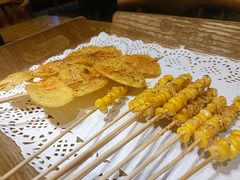 -聚串门儿·东北烧烤(信义坊店)