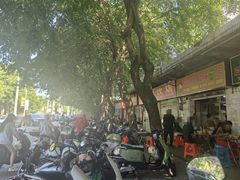 -阿阳牛腩腌面店