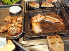 -伍丁·烤牛肋(和平东桥店)