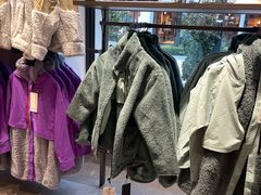-lululemon(比斯特购物村店)