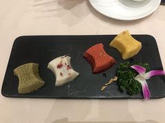 四色定胜糕-得月楼·省级非遗·传统苏帮菜(观前店)