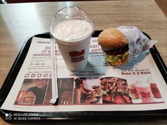 -The Habit Burger Grill 哈比特汉堡(复兴soho店)