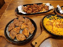 -老东镇啤酒屋海鲜加工·蒸汽海鲜·海鲜烧烤(台东店)