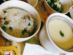 -老娘舅餐厅(黄龙体育中心店)