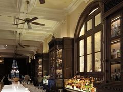 -LONG BAR 廊吧(外滩华尔道夫酒店)