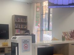 -皓洁口腔门诊部(金色雅园金涛苑店)