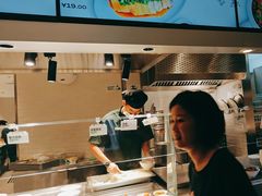 -老乡鸡(上海白玉兰广场店)