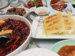 -海派美食·家宴海鲜青岛菜·石锅鲽鱼头(东方城店)