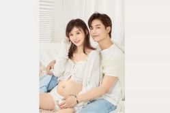 -十月摄影•专注孕婴童写真(汉口香港路店)