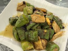 -天天向上素食餐厅(五台山店)
