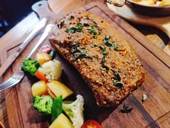 四川麻辣炭烤猪肋排-SISTERS BAR RESTAURANT川意酒馆(嘉善老市H楼店)