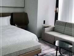 -大连星海皇冠假日酒店