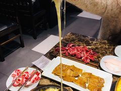 -猪啊牛呀羊啊铜盘烤肉(正大广场店)