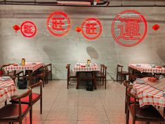 -洪霞餐馆·川菜·鲜货现炒(两江春城店)
