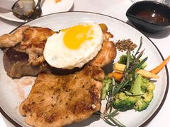 打趸一哥扒拼盘-打趸BTC·Breaktime cafe(北京路店)